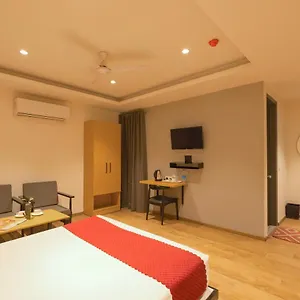 Hotel The Grand Tashree At Delhi Airport, New Delhi