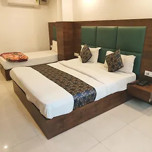 Hotel Tark A Family Near Igi Airport Delhi, New Delhi
